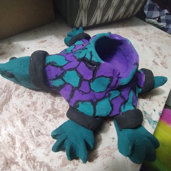 Hand crafted hand painted original clay tortoise ash/trinket tray - Picture 6 of 7